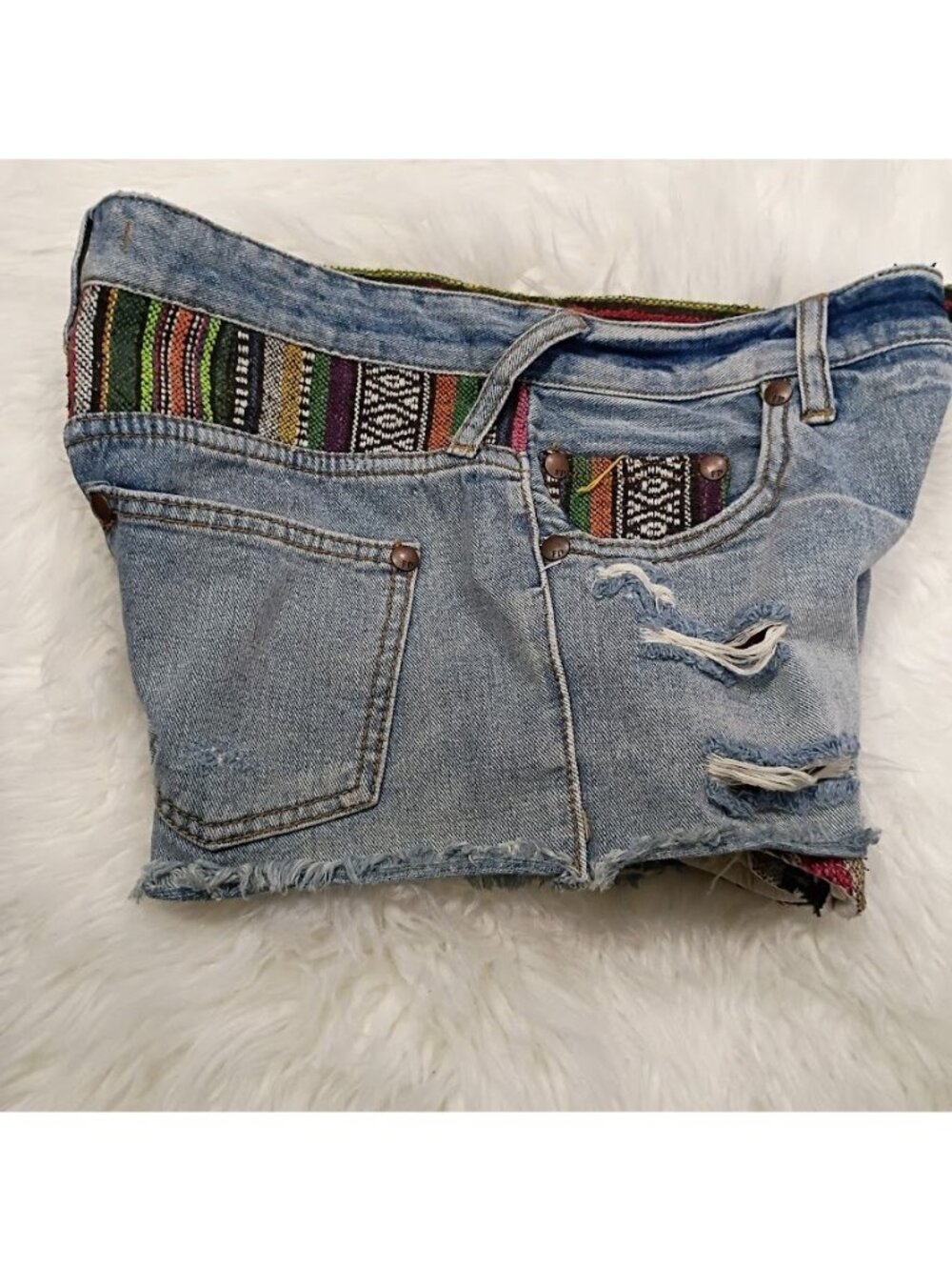 Free People Embroidered Denim Distressed Cut-Off Shorts Size 25 - Picture 12 of 13